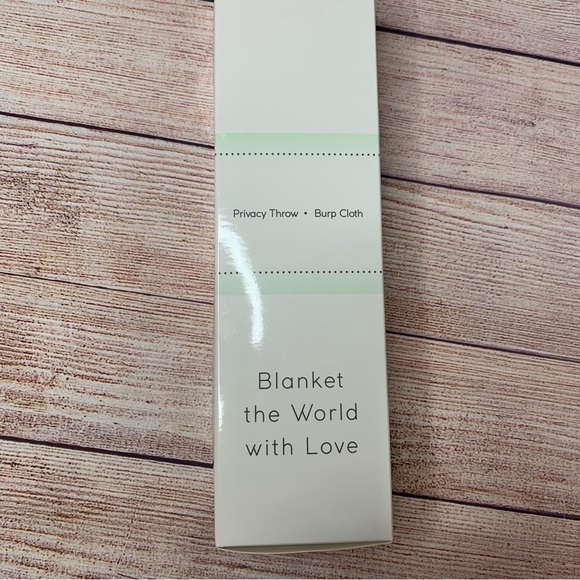 Amazing Baby Zebra Muslin Swaddle Blanket - Picture 4 of 6